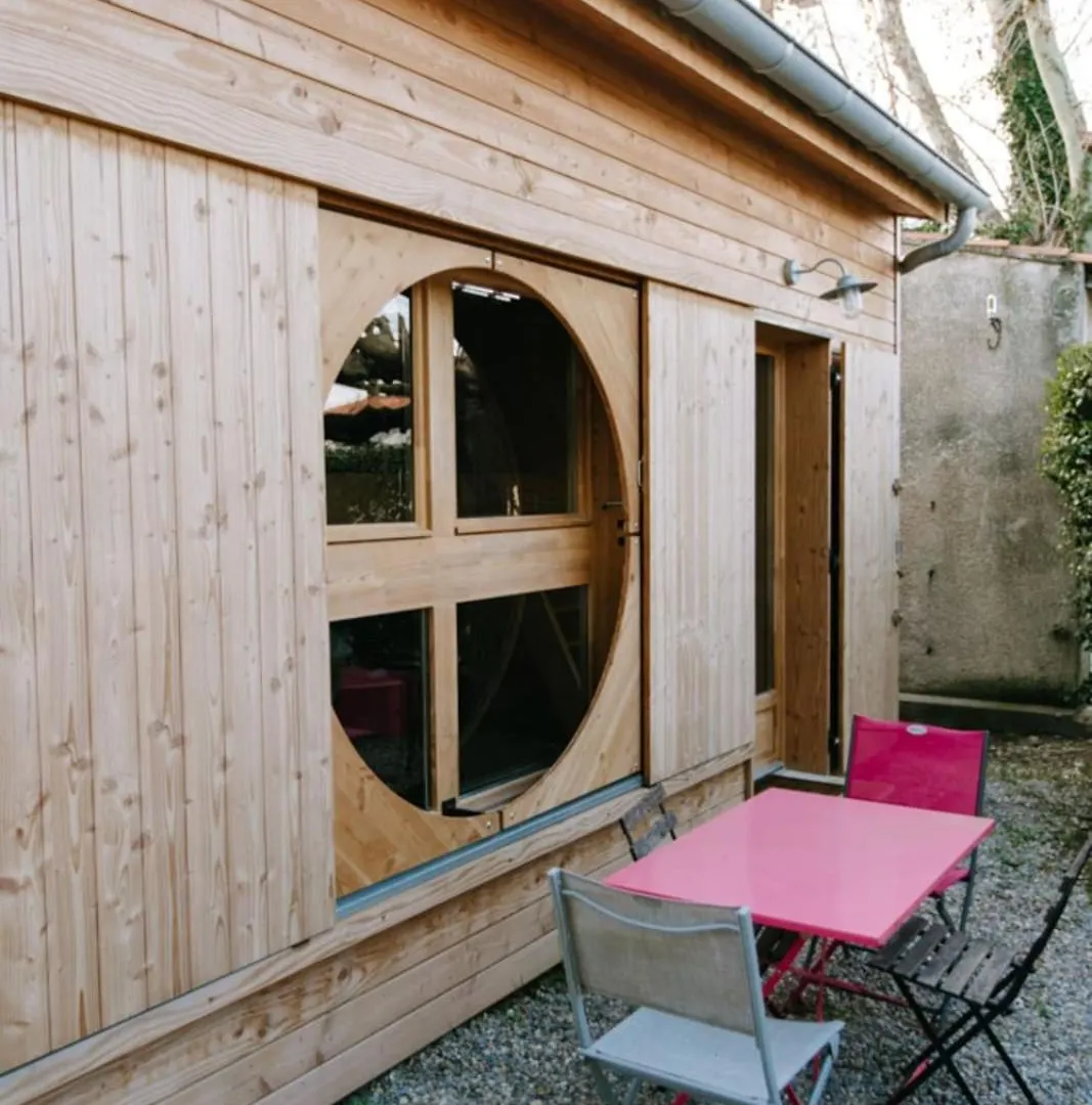 Holiday home Charming Tiny House Villa L'Isle-sur-la-Sorgue