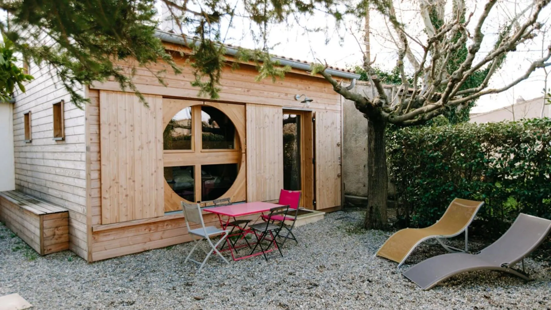 Holiday home Charming Tiny House Villa L'Isle-sur-la-Sorgue